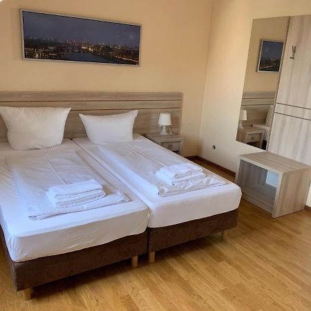 Berlin Midtown Apartments ภายนอก รูปภาพ
